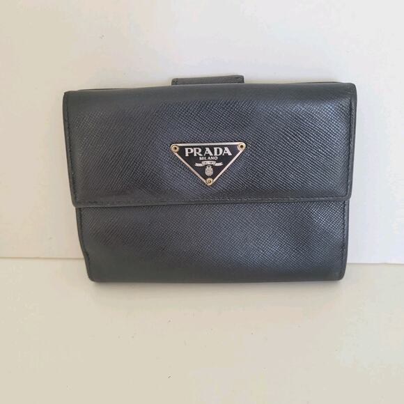 PRADA Black Nero Saffiano Leather Wallet Large Bifold Compact Unisex Authentic - Picture 1 of 14
